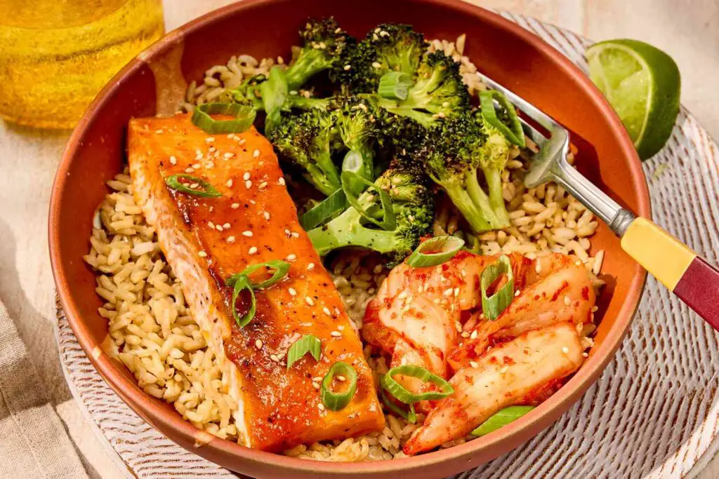 Roasted Salmon & Broccoli Rice Bowls